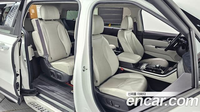Kia Carnival 4세대 Signature, 2021 10