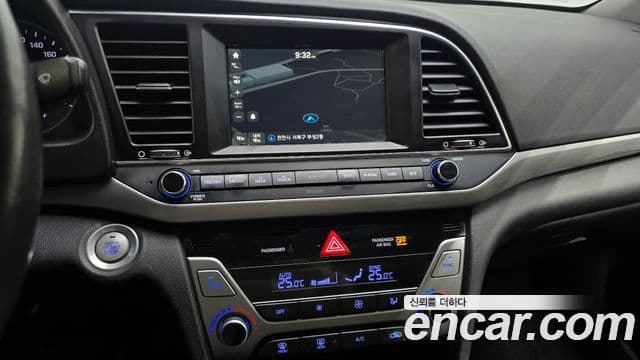 Hyundai Avante AD Modern, 2016 18