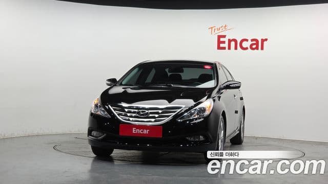 Hyundai YF Sonata топовая версия, 2010 3