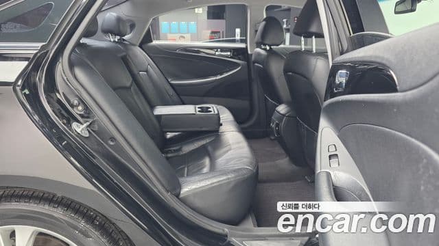 Hyundai YF Sonata топовая версия, 2010 12