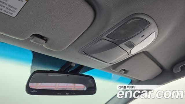 Hyundai YF Sonata топовая версия, 2010 17