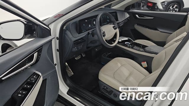 Kia EV6 Earth, 2023 11