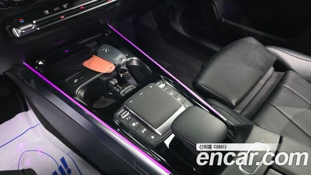 Mercedes-Benz GLB-класс X247 GLB220, 2021 18