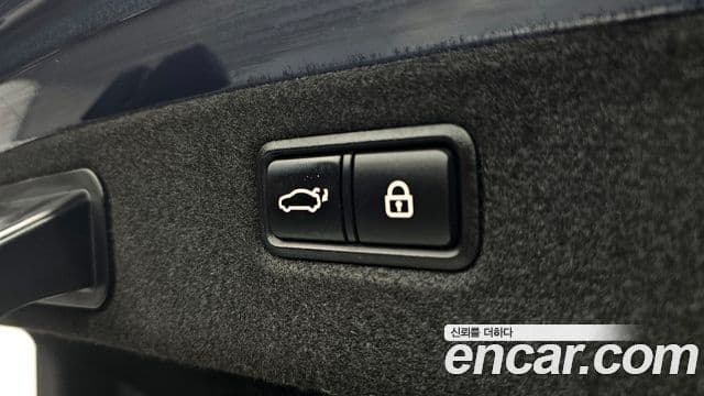 Genesis G70 Elite, 2019 19