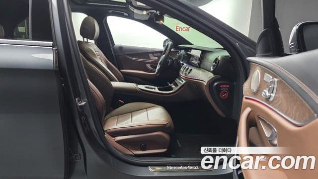 Mercedes-Benz E-класс W213 Exclusive, 2023 11