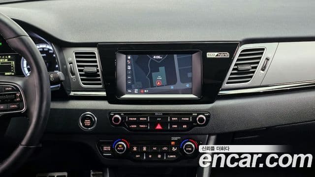 Kia Niro Noblesse, 2017 14