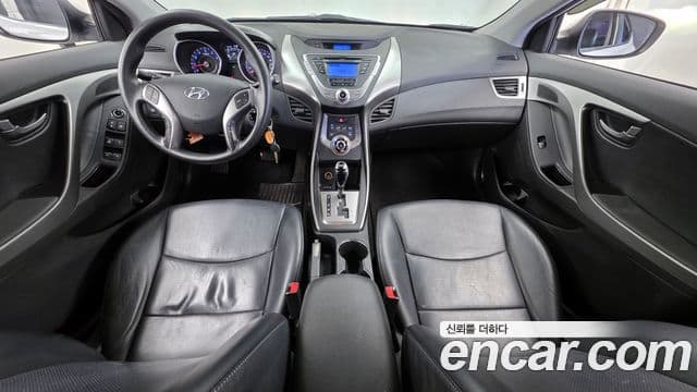 Hyundai Avante MD Style, 2013 7