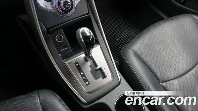 Hyundai Avante MD Style, 2013 9