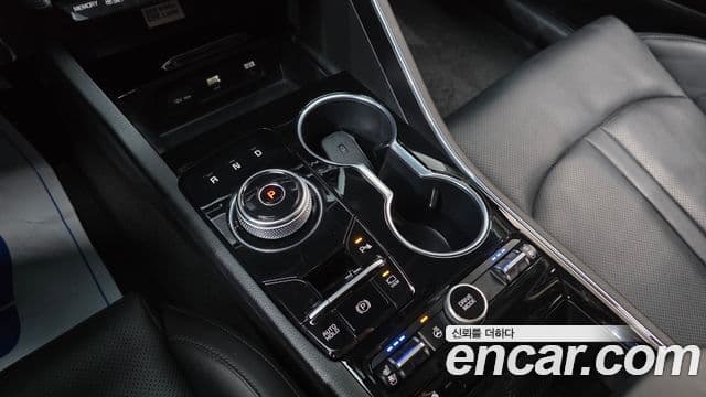 Kia K5 гибрид 3세대 Noblesse, 2023 9