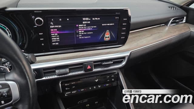 Kia K5 гибрид 3세대 Noblesse, 2023 14