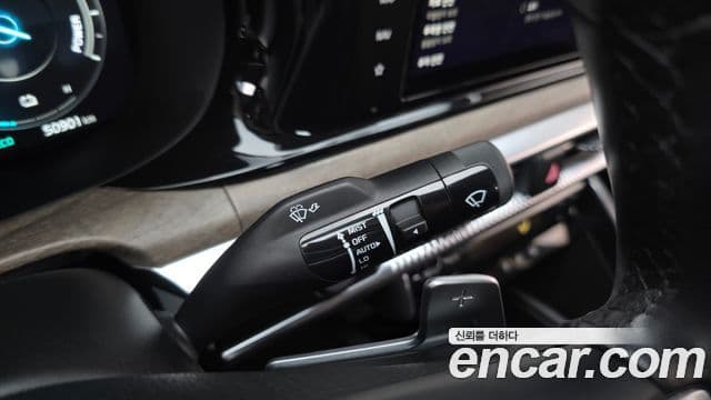 Kia K5 гибрид 3세대 Noblesse, 2023 18