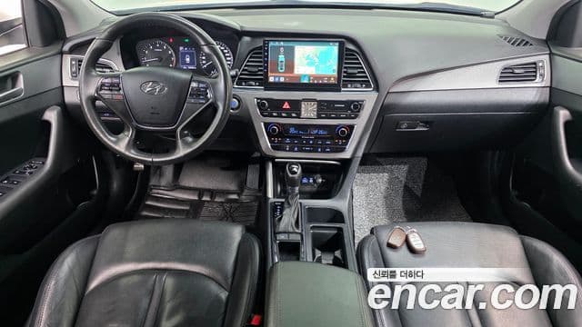 Hyundai LF Sonata Special, 2016 7