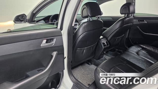 Hyundai LF Sonata Special, 2016 18