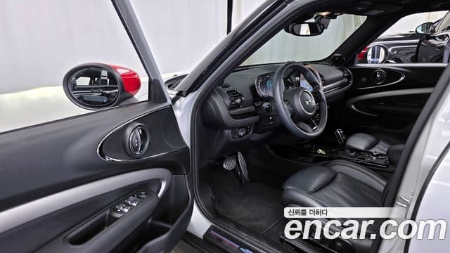 Mini Cooper S 클럽맨 2세대, 2023 10