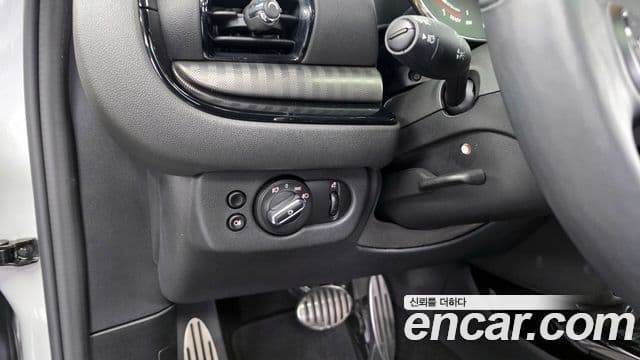 Mini Cooper S 클럽맨 2세대, 2023 16