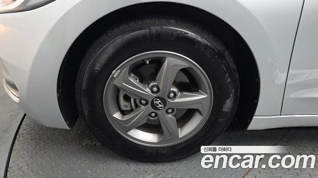 Hyundai Avante AD 1.6 GDI Smart, 2016 все фото