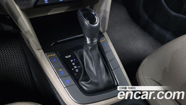 Hyundai Avante AD 1.6 GDI Smart, 2016 9