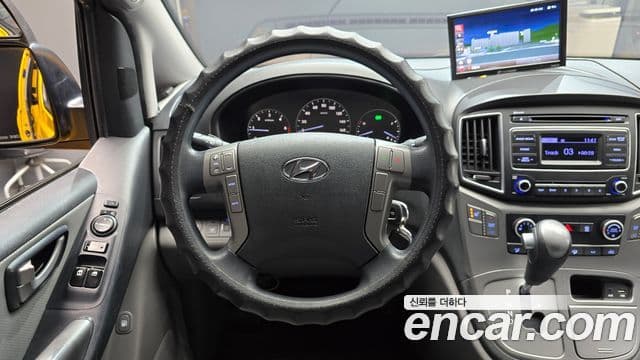 Hyundai Grand Starex детский перевозочный автомобиль, 2017 13