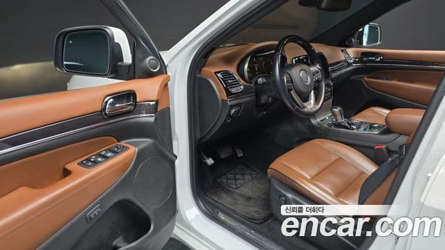 Jeep Grand Cherokee WK2, 2021 11