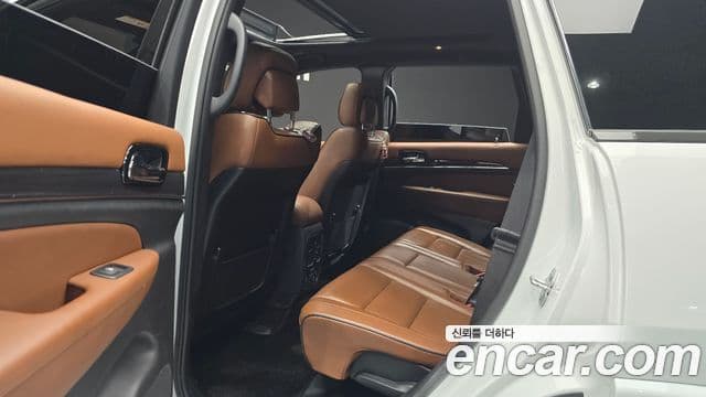 Jeep Grand Cherokee WK2, 2021 12