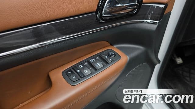 Jeep Grand Cherokee WK2, 2021 17