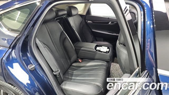 Genesis G80 (RG3) бензин 2.5 турбо 2WD, 2021 12