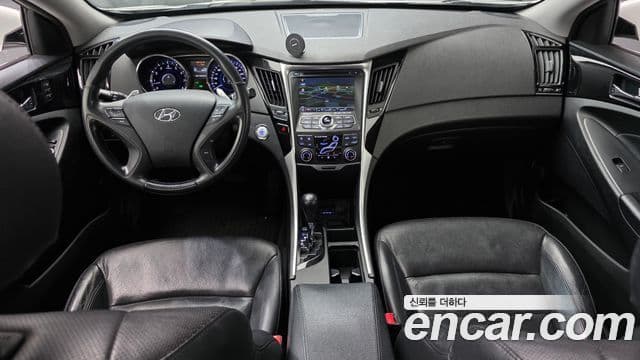 Hyundai YF Sonata топовая версия, 2011 7