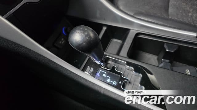 Hyundai YF Sonata топовая версия, 2011 9