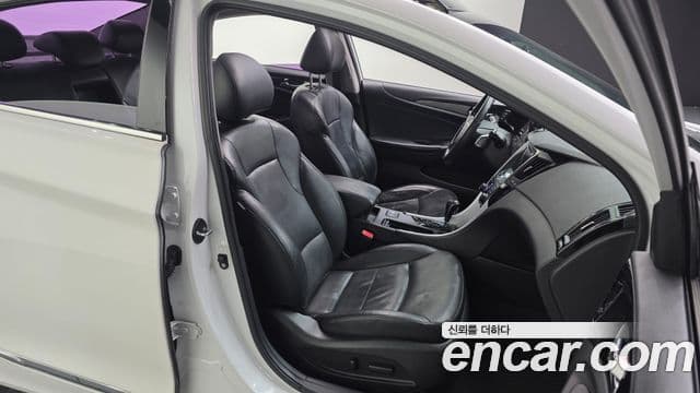 Hyundai YF Sonata топовая версия, 2011 12