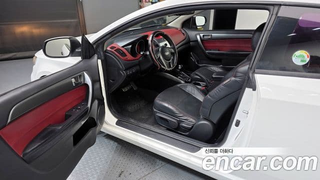 Kia Forte купе Prestige, 2012 10