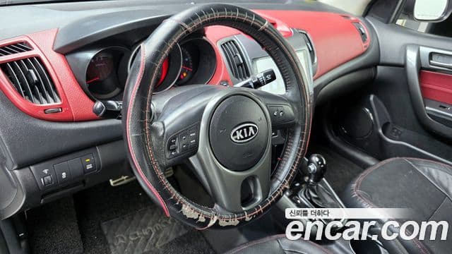 Kia Forte купе Prestige, 2012 13