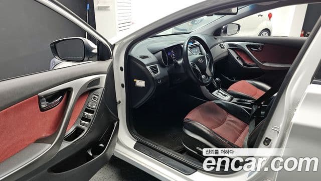 Hyundai Avante MD M16 GDI top, 2011 10