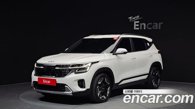Kia The / новый New Seltos Signature, 2023 1