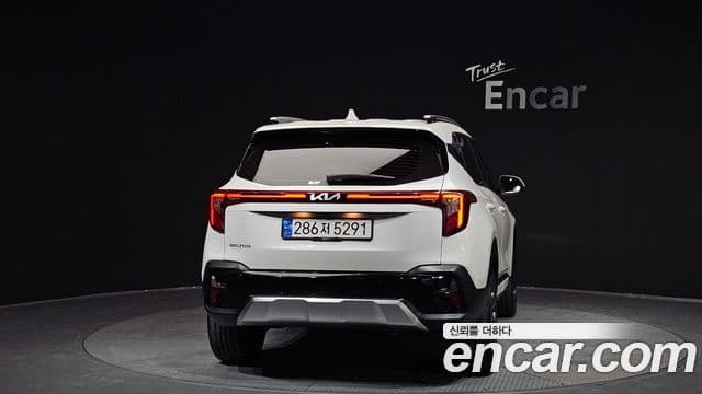 Kia The / новый New Seltos Signature, 2023 4