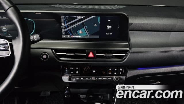 Kia The / новый New Seltos Signature, 2023 16