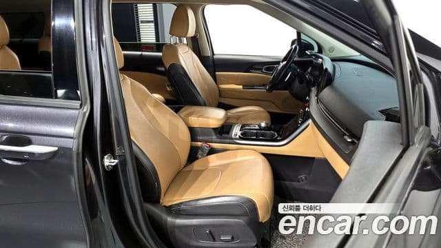 Kia Carnival 4세대 Signature, 2021 11