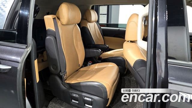 Kia Carnival 4세대 Signature, 2021 12