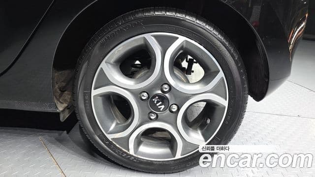 Kia All New Morning Luxury, 2015 все фото