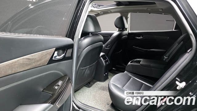 Kia K7 Premier 3.0 LPI Prestige(арендный автомобиль), 2020 12