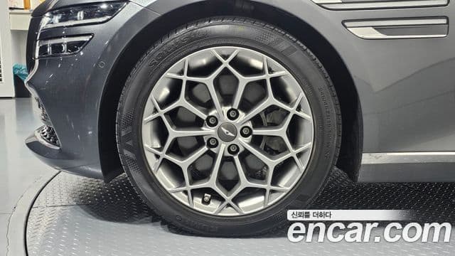 Genesis G80 (RG3) бензин 2.5 турбо AWD, 2021 все фото