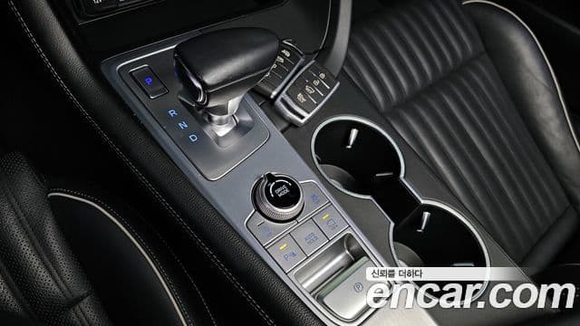 Genesis G70 Supreme, 2018 9