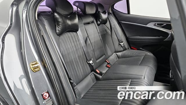 Genesis G70 Supreme, 2018 12