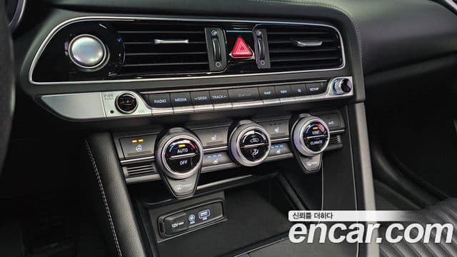 Genesis G70 Supreme, 2018 17