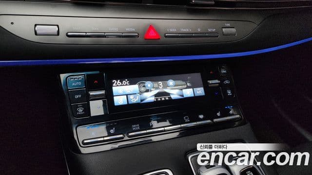 Hyundai The / новый New Grandeur IG гибрид Exclusive, 2021 16