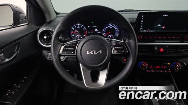 Kia The / новый New K3 2세대 Trendy, 2022 16