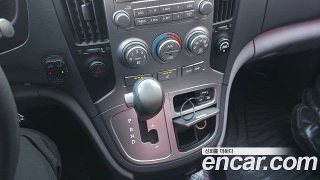 Hyundai Grand Starex CVX Luxury, 2014 14