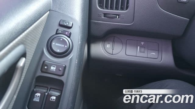 Hyundai Grand Starex CVX Luxury, 2014 15