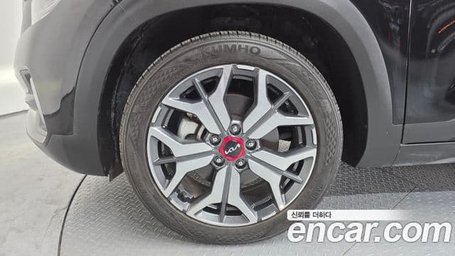 Kia Seltos Signature, 2022 все фото