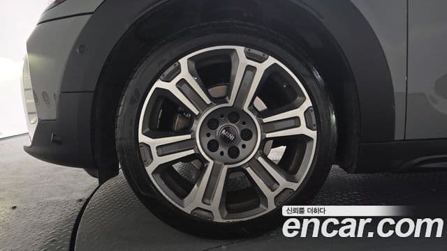 Mini Cooper D Countryman 2세대, 2021 все фото