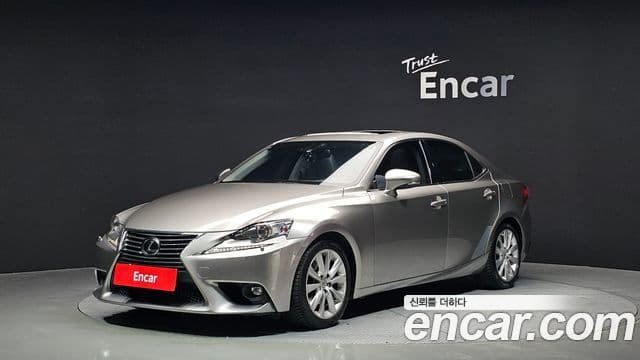 Lexus New IS250 XE30, 2015 1